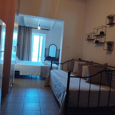 Ferienwohnung To Limanaki Finikounda Exterior foto
